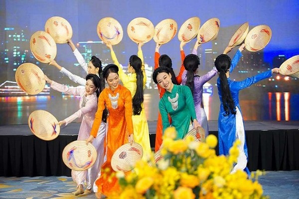 Ngày quốc gia Việt Nam rực rỡ tại triển lãm thế giới