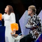 Khi người nổi tiếng 'nằm, cởi áo, ném giày' trên sóng truyền hình