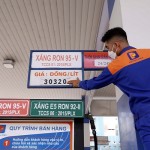 Giá xăng dầu hôm nay 20.4.2022: Xăng trong nước sẽ tăng mạnh vào ngày mai ?